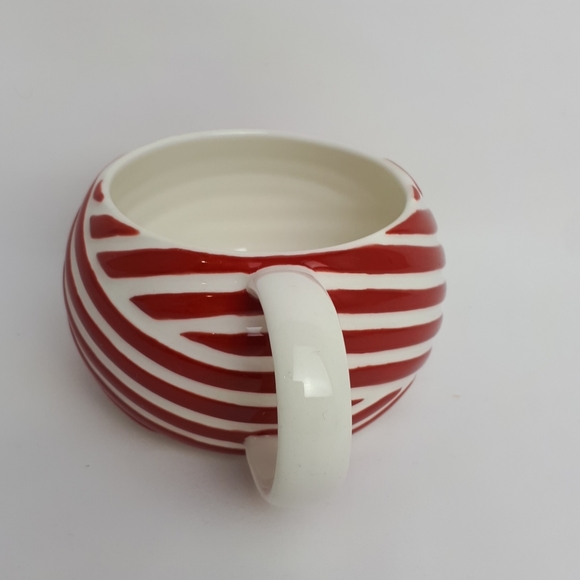 Starbucks Candy Cane Stripe Cup - Picture 2 of 6